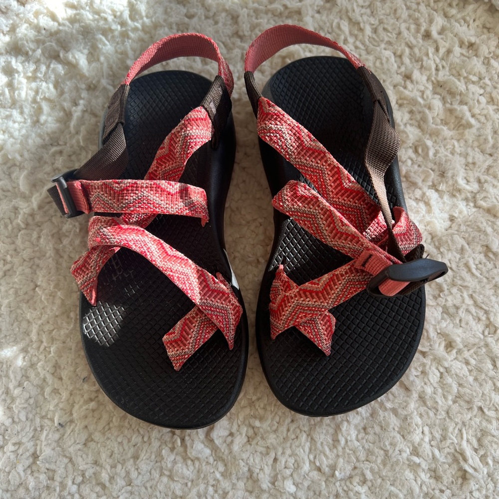 Chacos!